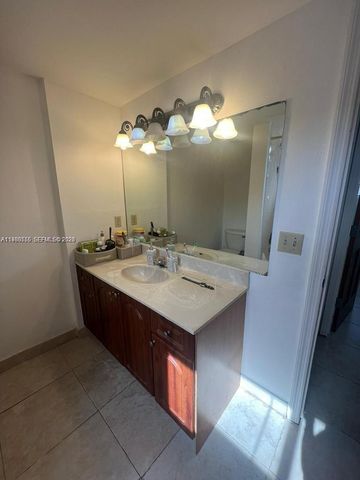 8215 SW 152nd Ave G-418, Miami, FL 33193