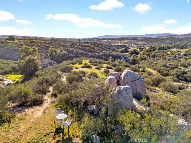 38950 Hoss Street, Temecula, CA 92592