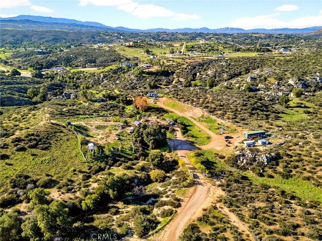 38950 Hoss Street, Temecula, CA 92592