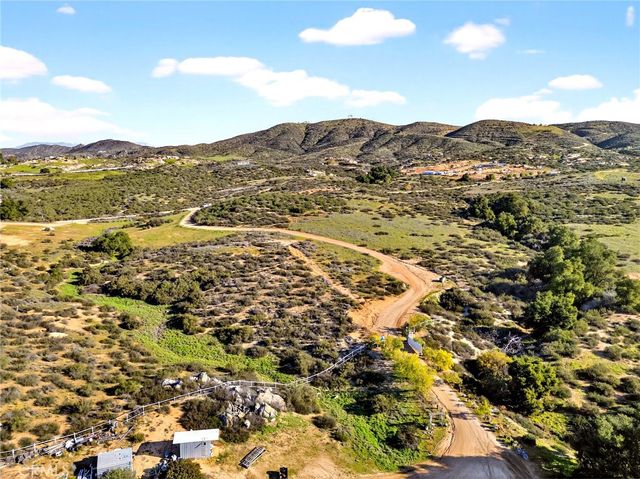 38950 Hoss Street, Temecula, CA 92592