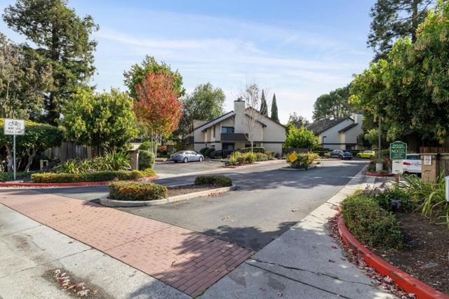 646 S Ahwanee Terrace, Sunnyvale, CA 94085