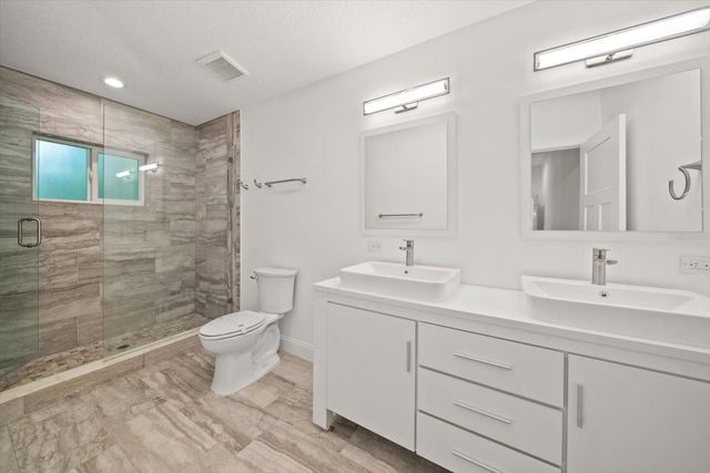 316 BARBARA CIRCLE, Belleair, FL 33756