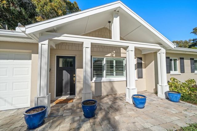 316 BARBARA CIRCLE, Belleair, FL 33756