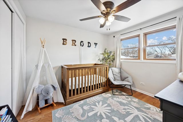 5123 Wolfe Drive, Oak Lawn, IL 60453