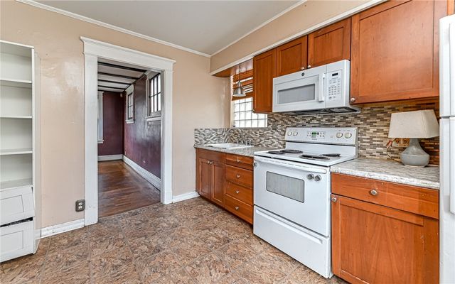 242 Breading Ave, Ben Avon, PA 15202