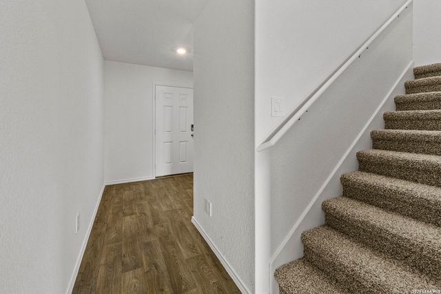 12520 Spoor Vly, Converse, TX 78109