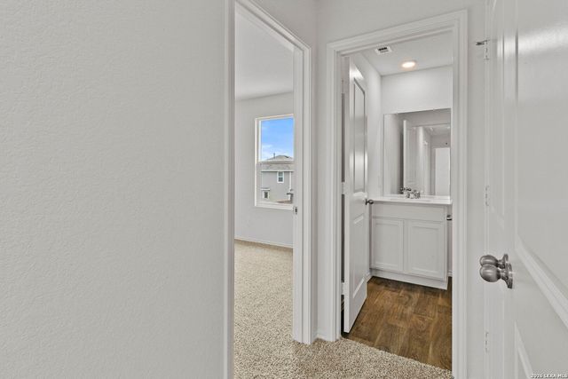 12520 Spoor Vly, Converse, TX 78109