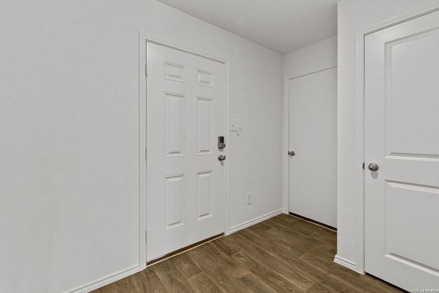 12520 Spoor Vly, Converse, TX 78109