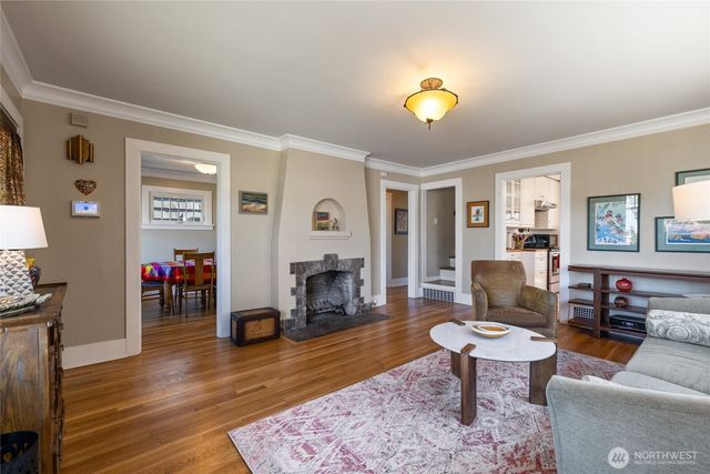 1406 N 11th Street, Tacoma, WA 98403