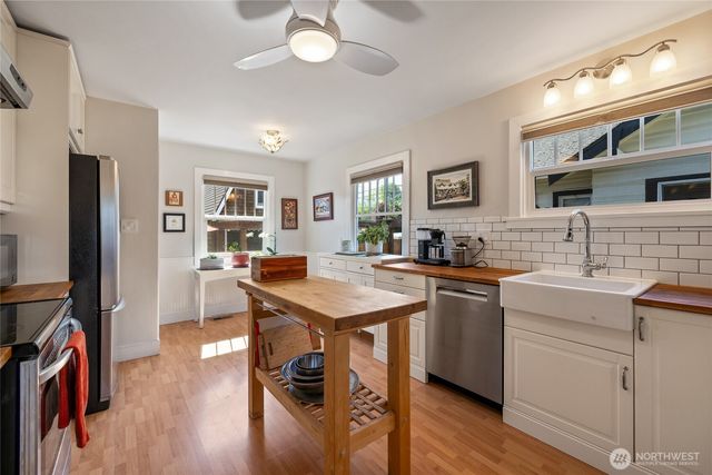 1406 N 11th Street, Tacoma, WA 98403