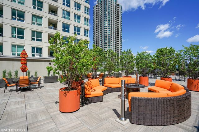 345 N LaSalle Drive 3004, Chicago, IL 60654