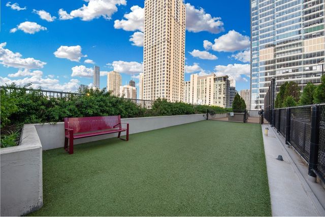 345 N LaSalle Drive 3004, Chicago, IL 60654