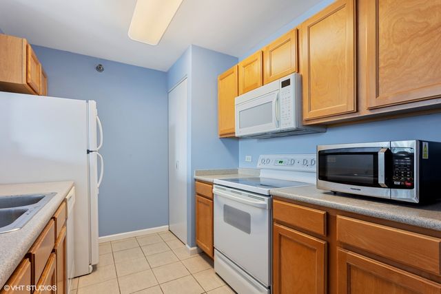345 N LaSalle Drive 3004, Chicago, IL 60654