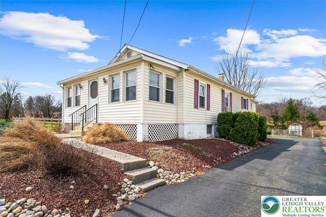 1138 Brookside Road, Lower Macungie Twp, PA 18106