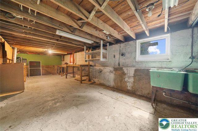 1138 Brookside Road, Lower Macungie Twp, PA 18106