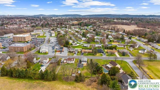 1138 Brookside Road, Lower Macungie Twp, PA 18106