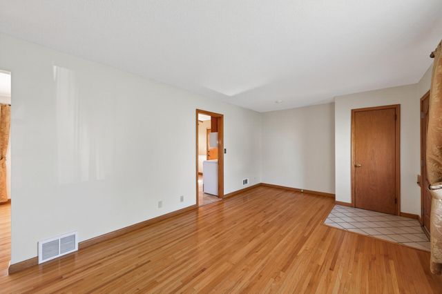 8231 Emerson Avenue S, Bloomington, MN 55420