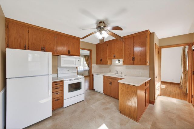 8231 Emerson Avenue S, Bloomington, MN 55420
