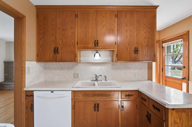 8231 Emerson Avenue S, Bloomington, MN 55420