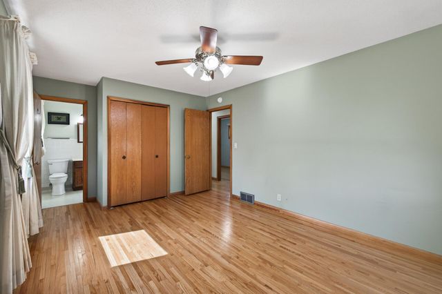 8231 Emerson Avenue S, Bloomington, MN 55420