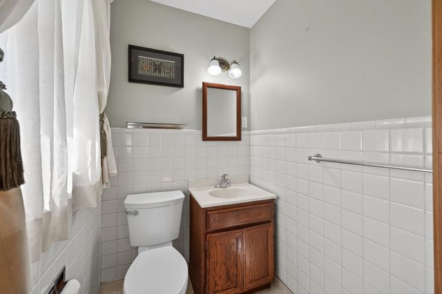 8231 Emerson Avenue S, Bloomington, MN 55420