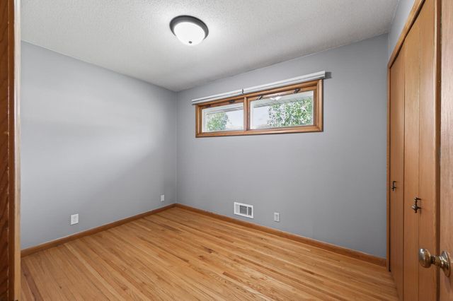 8231 Emerson Avenue S, Bloomington, MN 55420