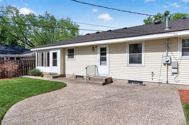 8231 Emerson Avenue S, Bloomington, MN 55420