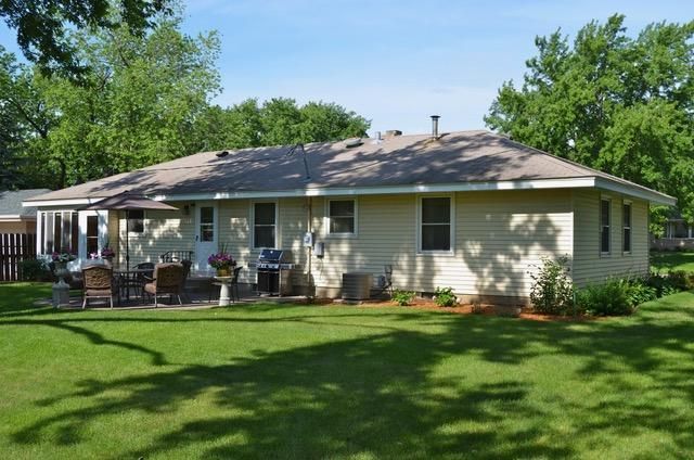 8231 Emerson Avenue S, Bloomington, MN 55420