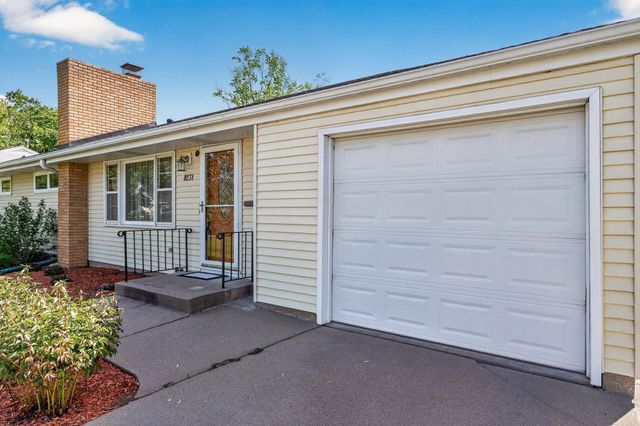 8231 Emerson Avenue S, Bloomington, MN 55420