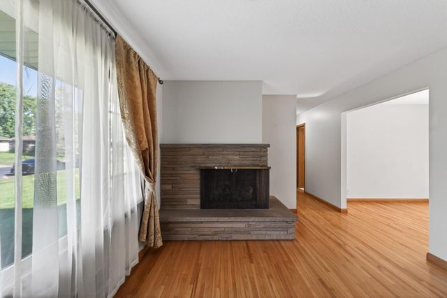 8231 Emerson Avenue S, Bloomington, MN 55420