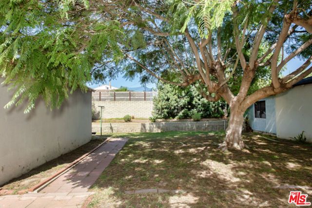 6651 W 88th Street, Los Angeles, CA 90045