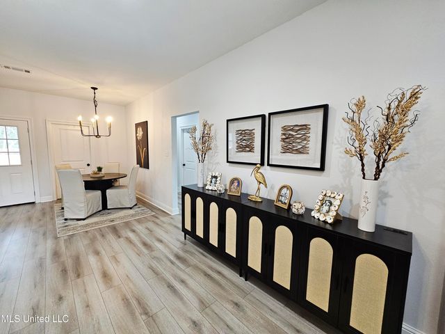 1715 E Lakeshore Drive, Carriere, MS 39426