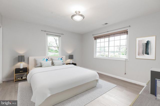 710 N BUCHANAN ST, Arlington, VA 22203