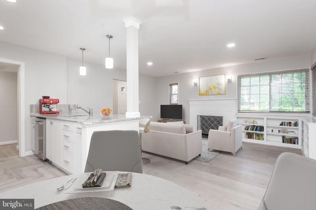 710 N BUCHANAN ST, Arlington, VA 22203