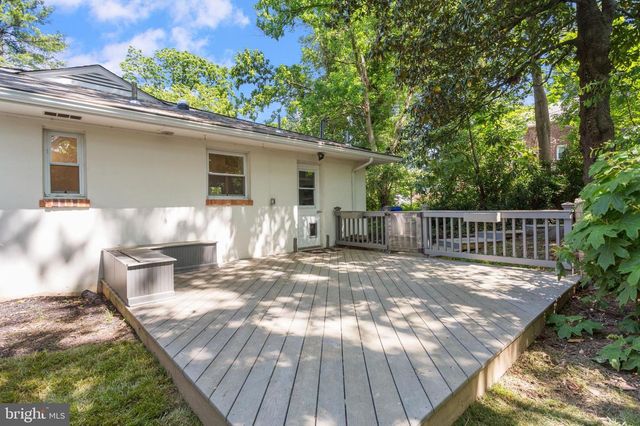 710 N BUCHANAN ST, Arlington, VA 22203