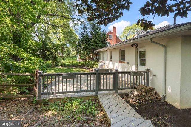 710 N BUCHANAN ST, Arlington, VA 22203