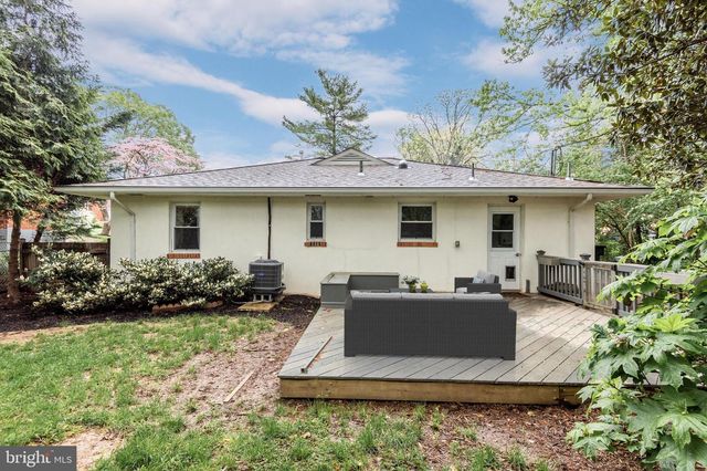 710 N BUCHANAN ST, Arlington, VA 22203