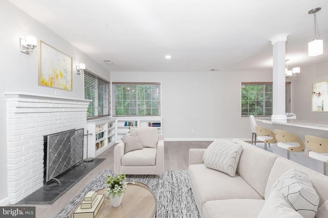 710 N BUCHANAN ST, Arlington, VA 22203