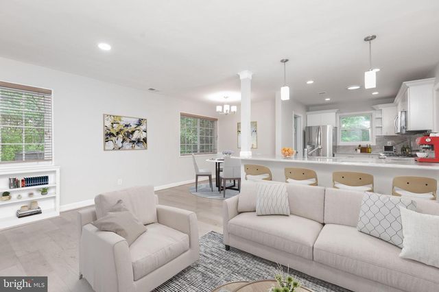 710 N BUCHANAN ST, Arlington, VA 22203