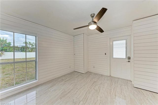 2709 SE 17th AVE, Cape Coral, FL 33904