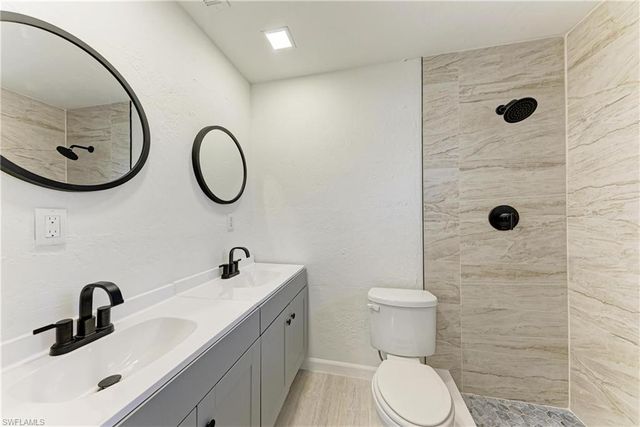 2709 SE 17th AVE, Cape Coral, FL 33904