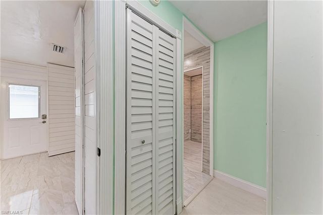 2709 SE 17th AVE, Cape Coral, FL 33904