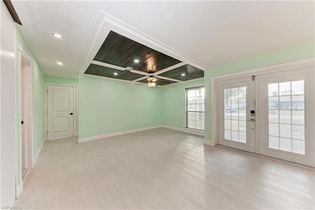 2709 SE 17th AVE, Cape Coral, FL 33904