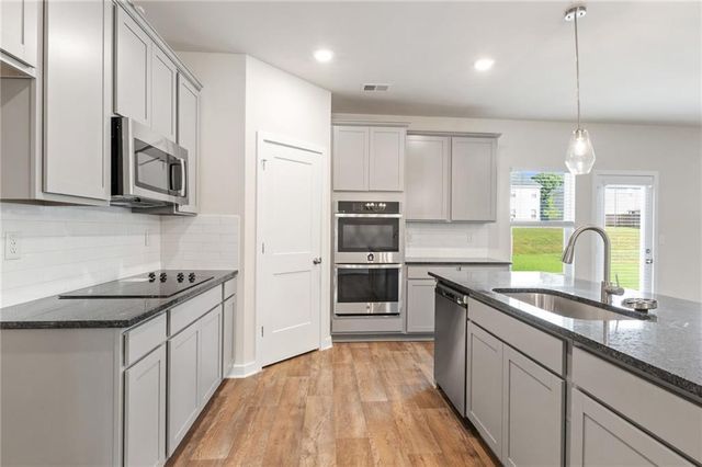 203 Crabapple Road, Mcdonough, GA 30253