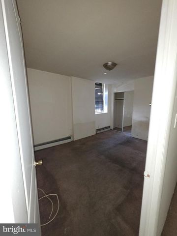 5828 W GIRARD AVE, Philadelphia, PA 19131