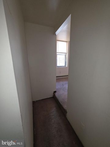 5828 W GIRARD AVE, Philadelphia, PA 19131