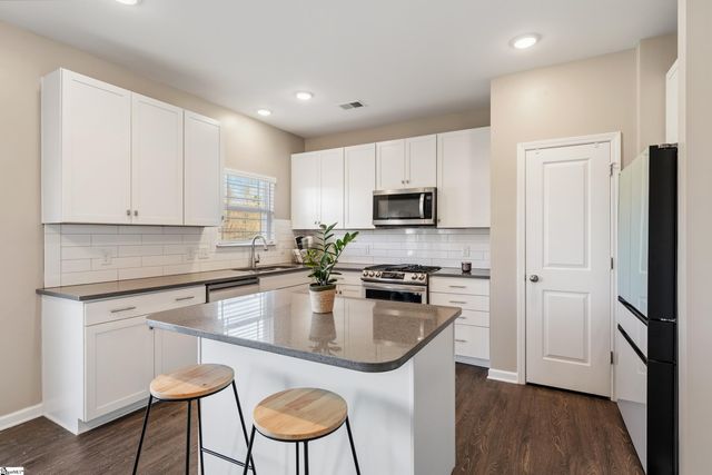 171 Caledonia Drive, Easley, SC 29642