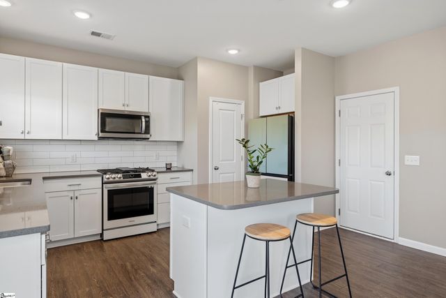 171 Caledonia Drive, Easley, SC 29642