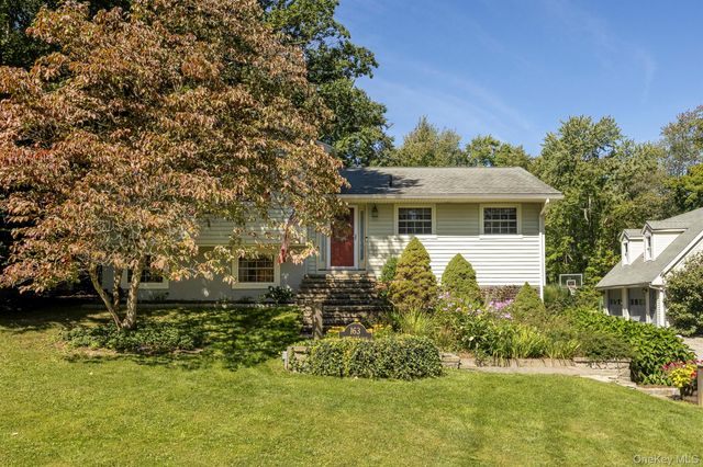 163 Horseshoe Road, Millbrook, NY 12545