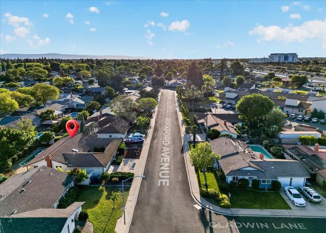 1820 Rockford Ave, Modesto, CA 95355